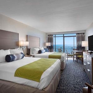 Zimmer mit Queensize-Bett und mit Ozeanblick